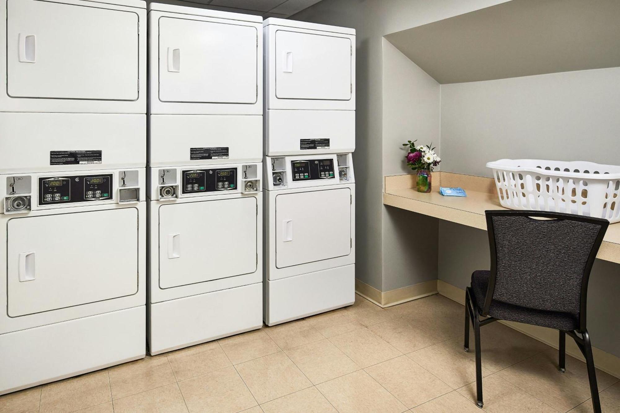 Towneplace Suites By Marriott Colorado Springs South Luaran gambar